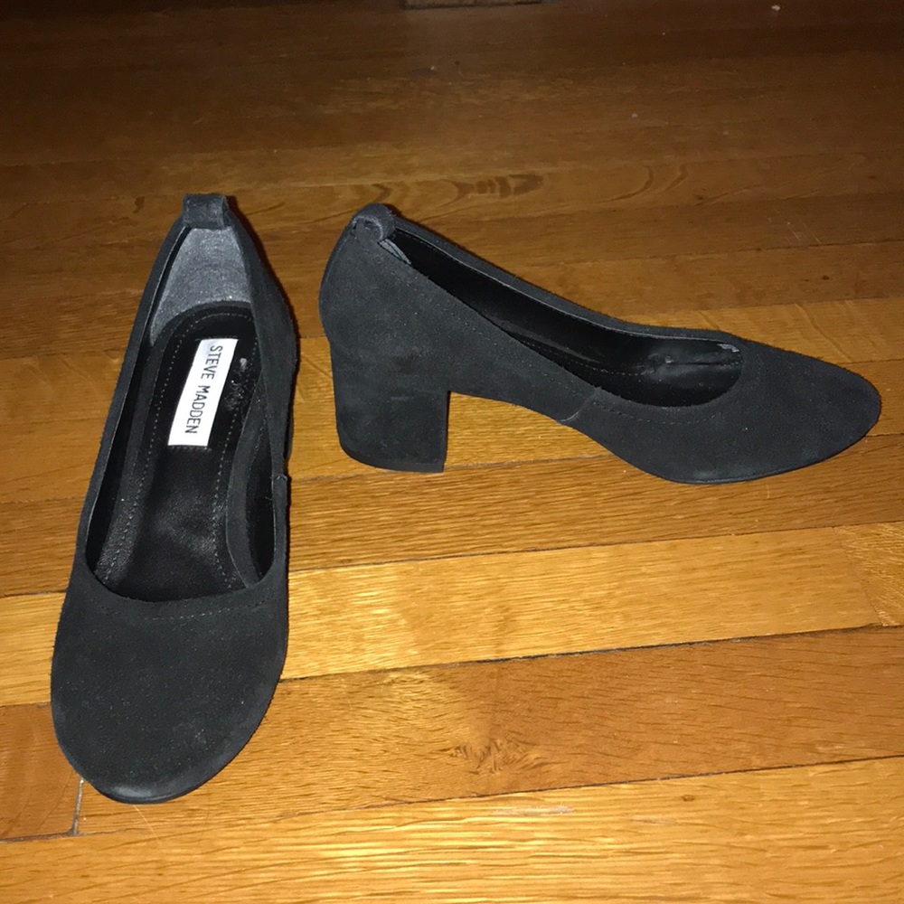 Steve Madden size 6.5. Never worn